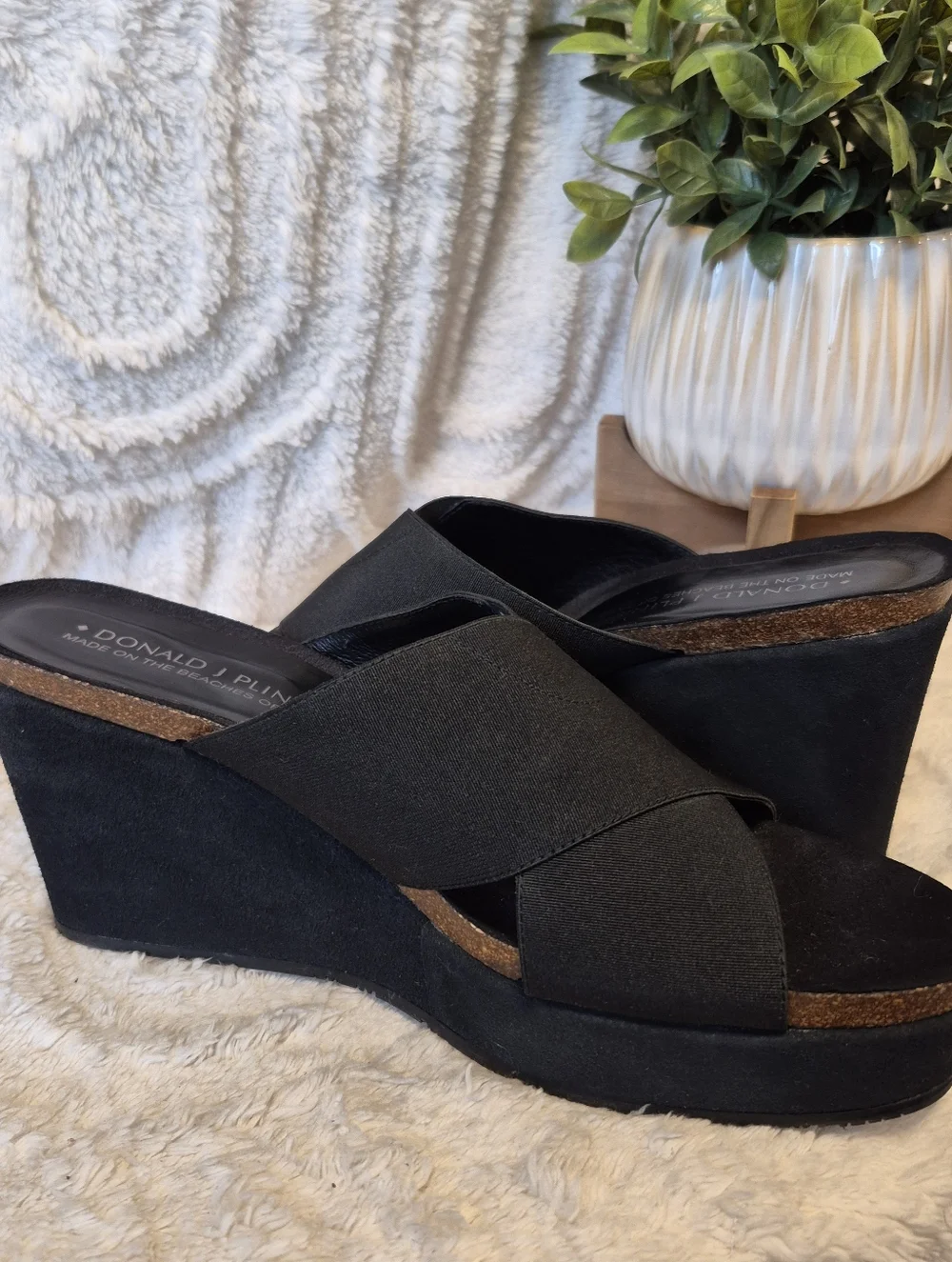 NEW Donald J. Pliner Bonbon Wedge Sandals Black Suede Slip On Stretch Size 9